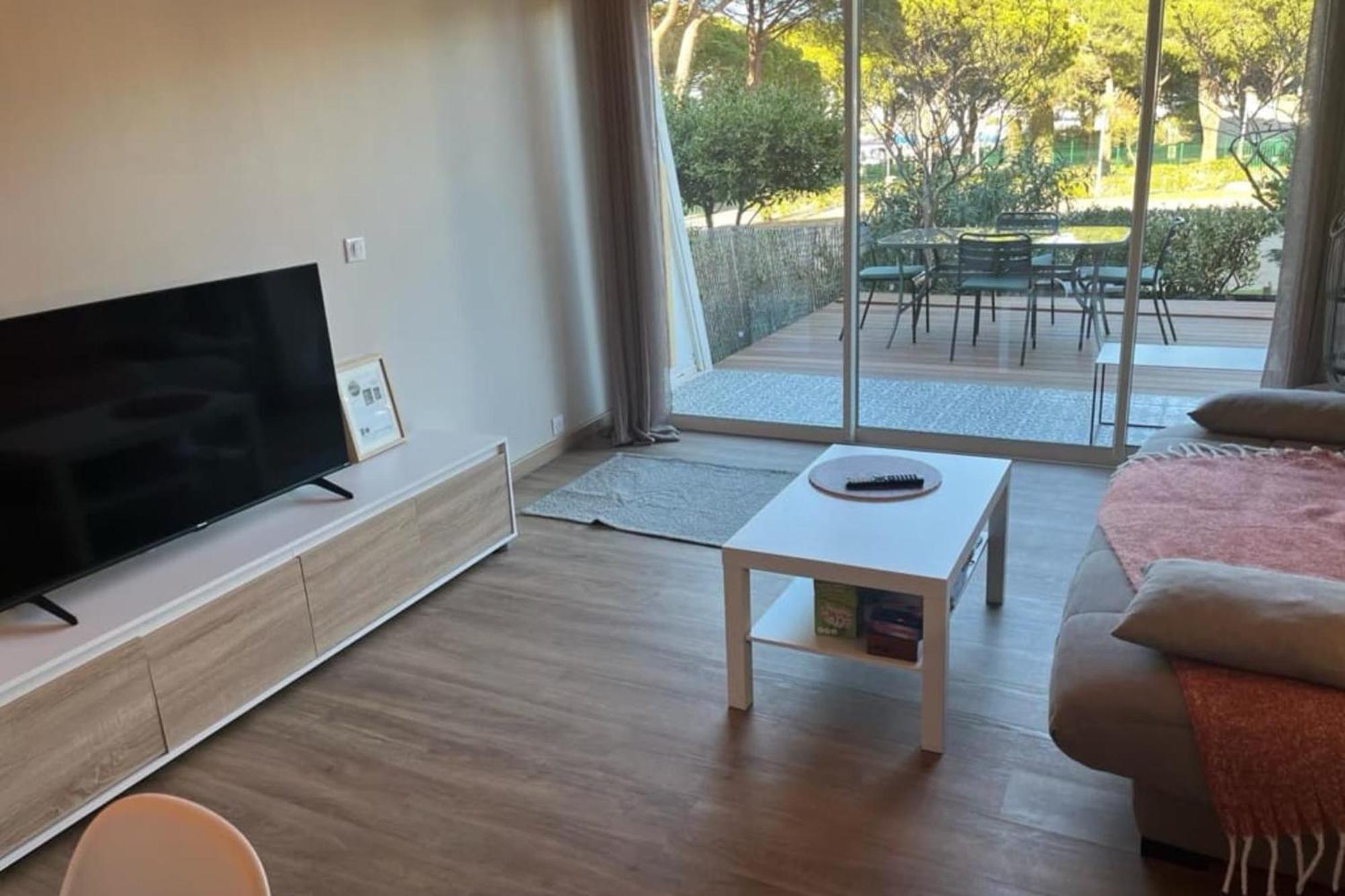 Apartment Comfortable Near The *